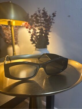 Black Rectangular Sunglasses